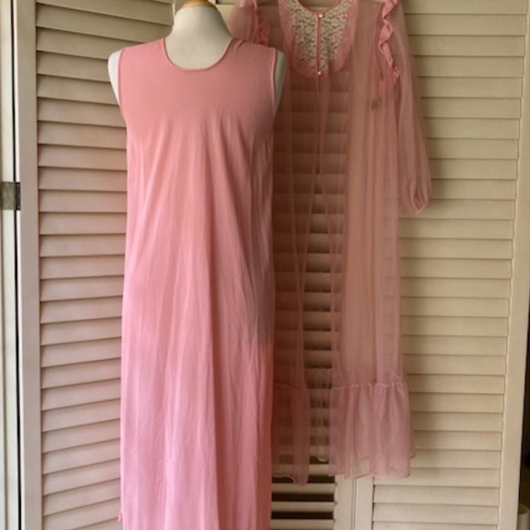 Vintage Movie Star Pink Peignoir Set - Picture 10 of 12
